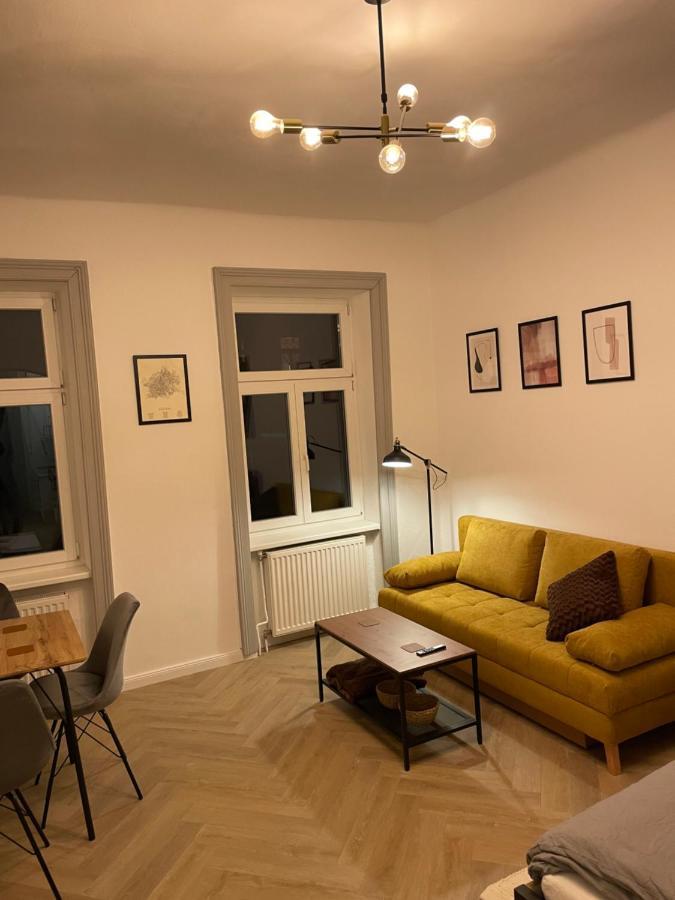 Trendy Apartment Near Schloss Schonbrunn Vienna Exterior photo